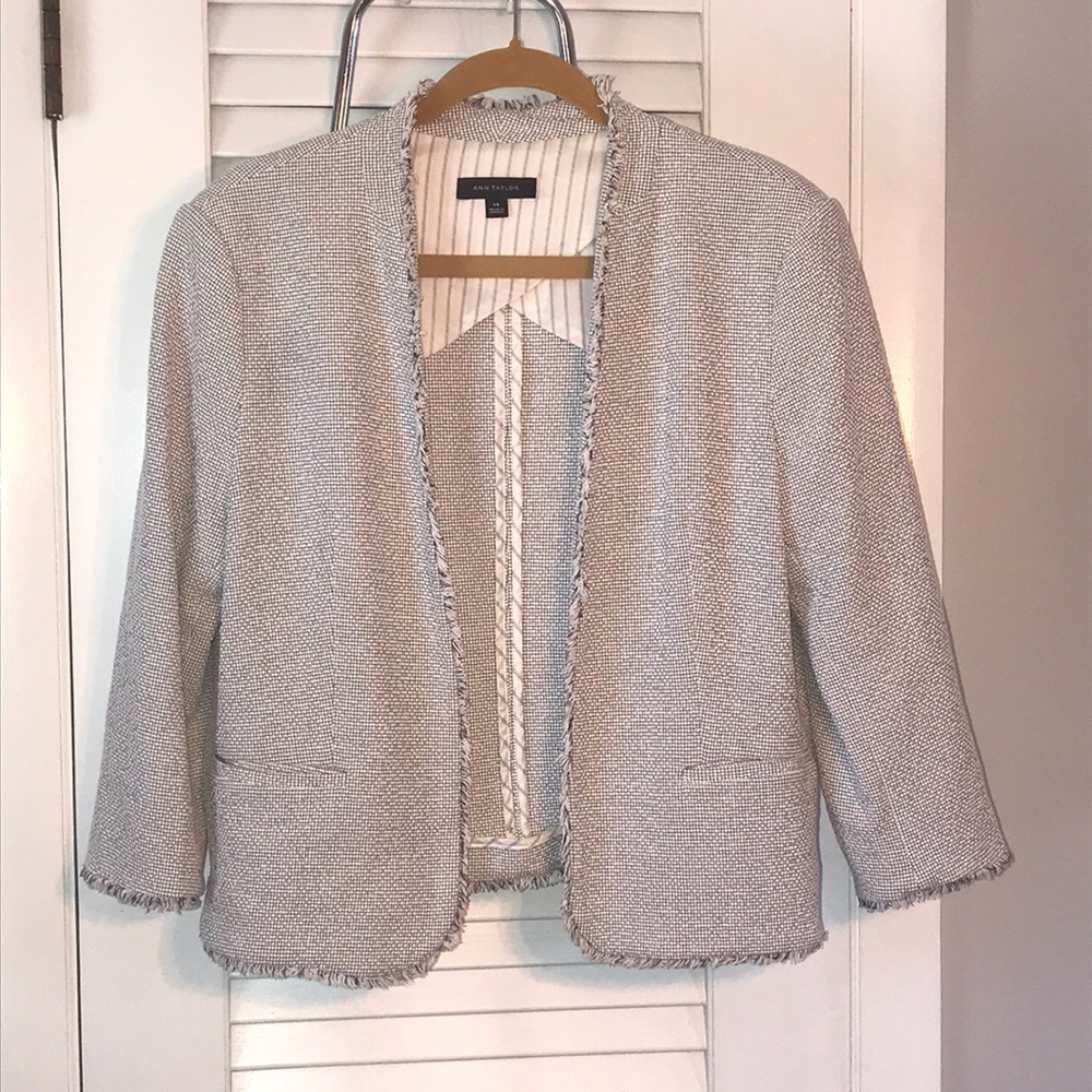 Ann Taylor Cream Tweed Frayed Edge Open Blazer